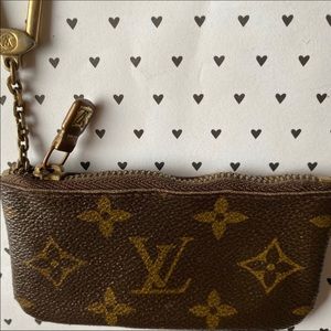 Louis Vuitton monogram key pouch in used condition